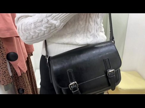 ❤️ Публічна мастурбація молодої сучки FeralBerry фалоімітатором у примірочній ❤ Чортове відео  на uk.porngameshub.ru ❌️❤